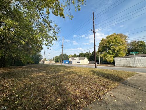 974 N Sheffield Ave, Indianapolis, IN, 46222-3831 | Card Image