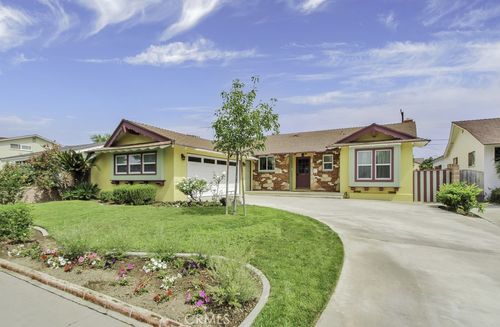 1319 W Stella, Anaheim, CA, 92802 | Card Image