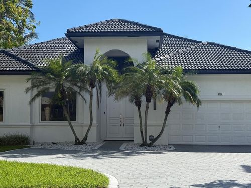 830 Bailey St, Boca Raton, FL, 33487-1748 | Card Image