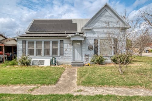 300 N Rio Grande Street, Granger, TX, 76530 | Card Image