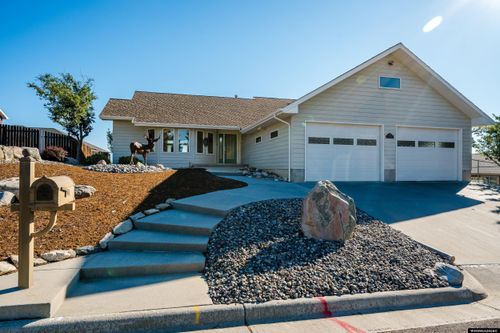 917 Erie Dr, Buffalo, WY, 82834 | Card Image