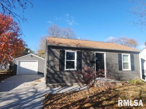 240 5th St E, Milan, IL, 61264-2545 | Card Image