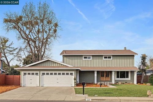125 Larkwood Cir, Danville, CA, 94526-3029 | Card Image