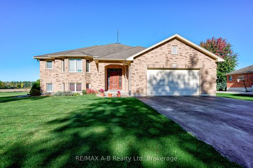 194 Station Rd, Sebringville, ON, N0K1X0 | Card Image