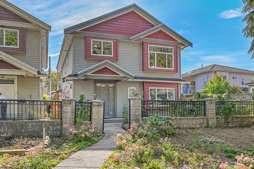 2410 E 19th Ave, Vancouver, BC, V5M2R9 | Card Image