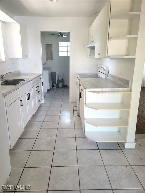 4839 Hampton Ct, Fort Myers, FL, 33907-1211 | Card Image