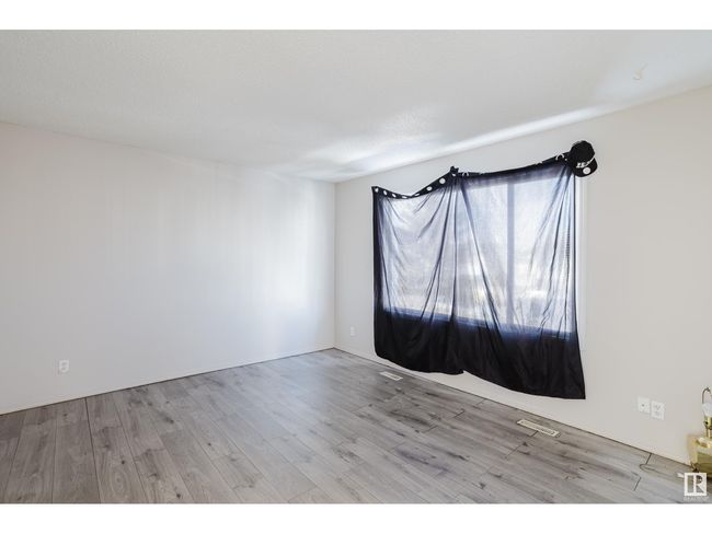 5125 55 Ave, Townhouse with 3 bedrooms, 1 bathrooms and null parking in Wetaskiwin AB | Image 6