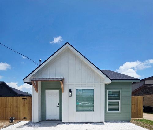 715 Rosedale St, La Marque, TX, 77568-4355 | Card Image