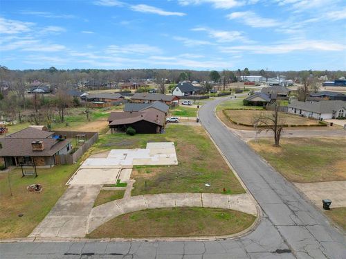 102 Banbury Ln, Idabel, OK, 74745-7301 | Card Image