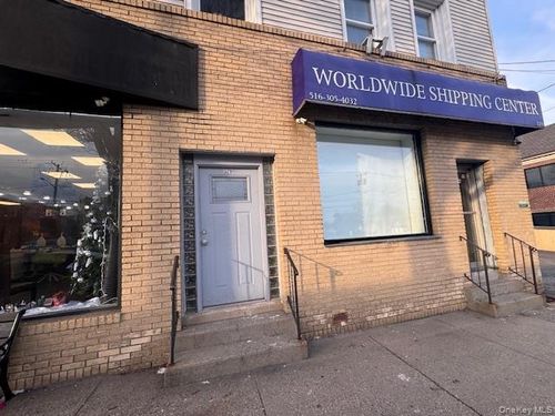 329 Jericho Tpke, Floral Park, NY, 11001-2213 | Card Image