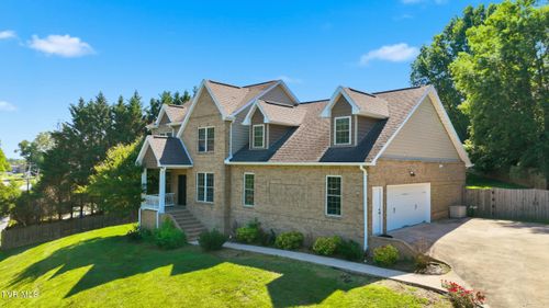 1321 Kendrick Creek Rd, Kingsport, TN, 37663-2998 | Card Image
