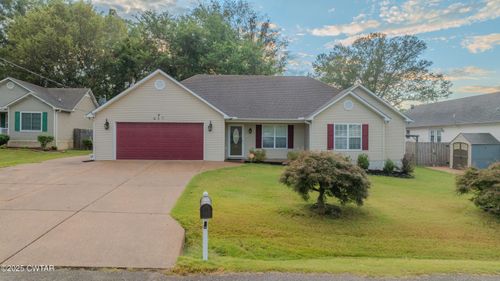 457 Kendyl Cv, Henderson, TN, 38340-1638 | Card Image