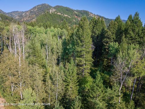 58-5558 Green Canyon Dr, Star Valley Ranch, WY, 83127-5077 | Card Image