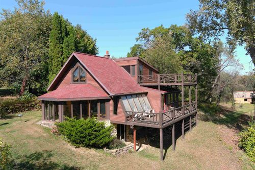 3961 High Point Rd, Spring Green, WI, 53588-8940 | Card Image