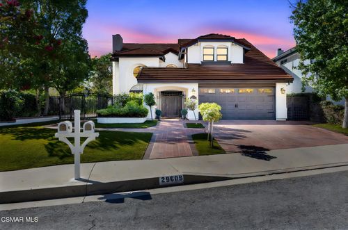29609 Lazy Oak Pl, Agoura Hills, CA, 91301-4076 | Card Image
