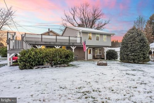 36 E Broadway, ETTERS, PA, 17319-8957 | Card Image