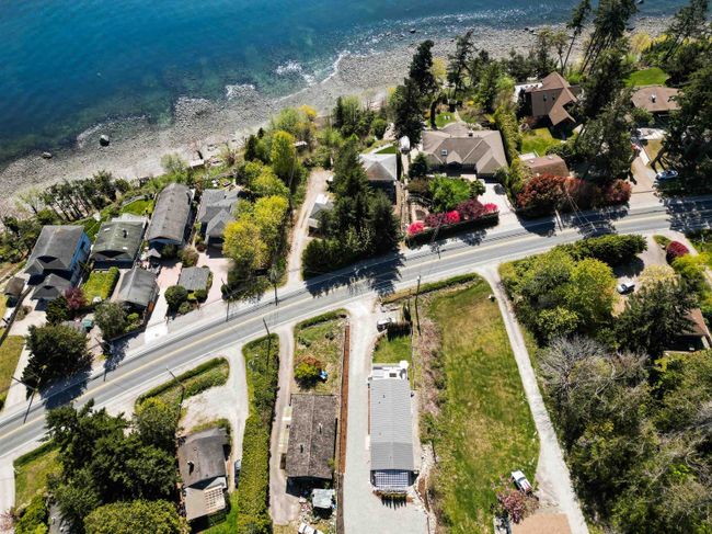 6244 Sunshine Coast Highway, House other with 3 bedrooms, 2 bathrooms and 4 parking in Sechelt BC | Image 31