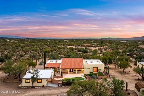 11071 N Paisano Avenue, Tucson, AZ, 85742 | Card Image