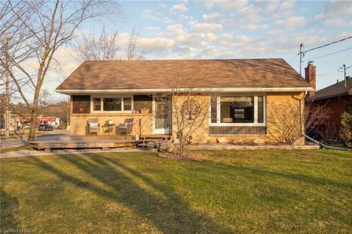 2 Cadillac Dr, Guelph, ON, N1E2B5 | Card Image