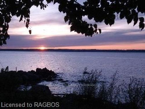 174 Ashgrove Lane, Annan, ON, N0H1B0 | Card Image
