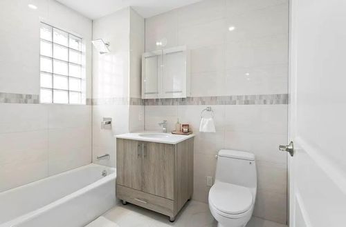 12b-124 Queens Blvd, Kew Gardens, NY, 11415 | Card Image