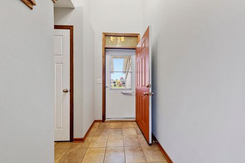 2330 Elianna Dr, Northfield, MN, 55057-3266 | Card Image