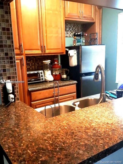 6a-2219 Polk St, Hollywood, FL, 33020-6720 | Card Image