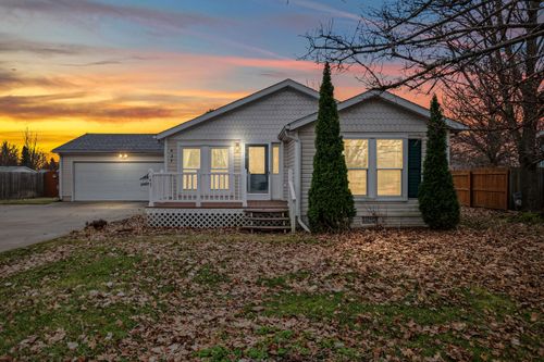 437 Richard Street, Quincy, MI, 49082 | Card Image