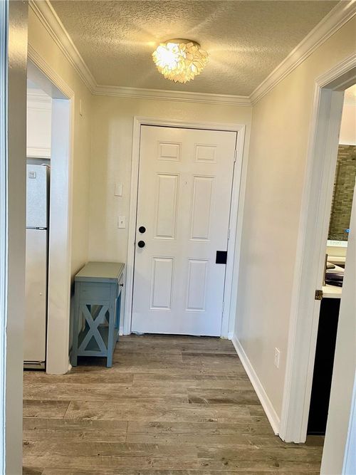 apt-341-800 S Dakota Ave, Tampa, FL, 33606-2857 | Card Image