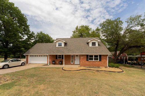 730 W Lakeshore Dr, Stillwater, OK, 74075-1335 | Card Image