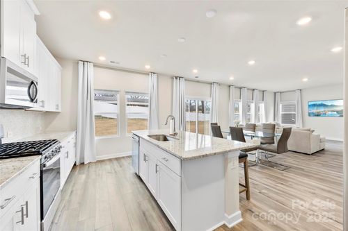 916 Clementine Rd, Monroe, NC, 28110-7168 | Card Image