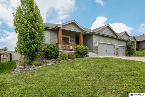 17210 Camp St, Omaha, NE, 68136-2148 | Card Image
