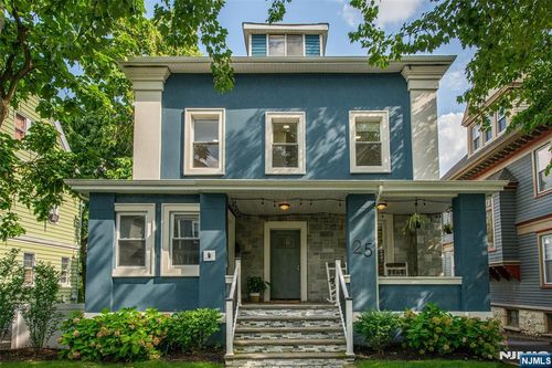 25 Cloverhill Pl, Montclair, NJ, 07042-4818 | Card Image