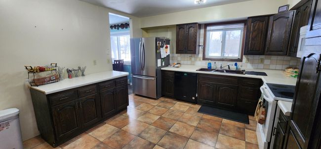 Kitchen | Image 4