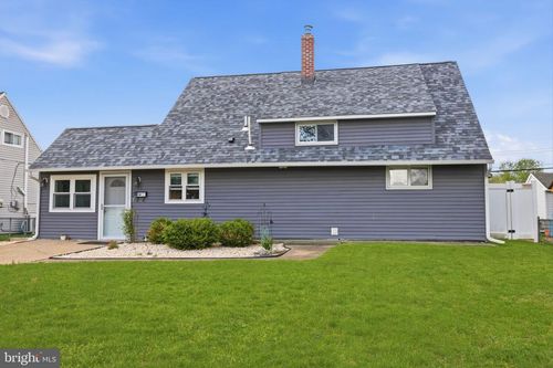 17 Needlepine Ln, LEVITTOWN, PA, 19054-3807 | Card Image