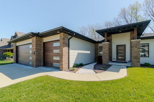 338 Shaggybark Trail, Morton, IL, 61550 | Card Image