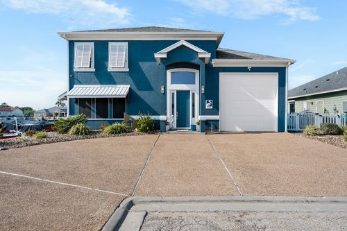 113 Tarpon Ct, Aransas Pass, TX, 78336-1832 | Card Image