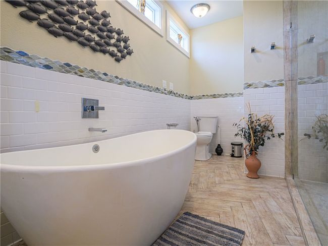 1170 S Virginia St, House other with 4 bedrooms, 4 bathrooms and null parking in Port Lavaca TX | Image 29