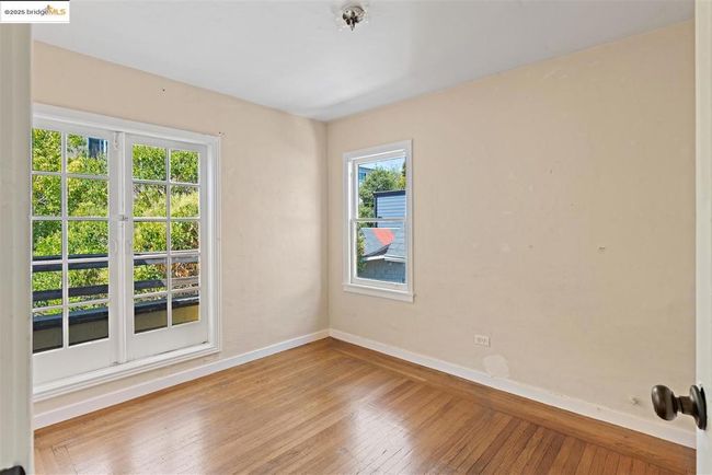 2441 Carleton St, House other with 3 bedrooms, 1 bathrooms and null parking in Berkeley CA | Image 17