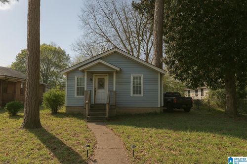 621 Bell Ave, TARRANT, AL, 35217-3627 | Card Image