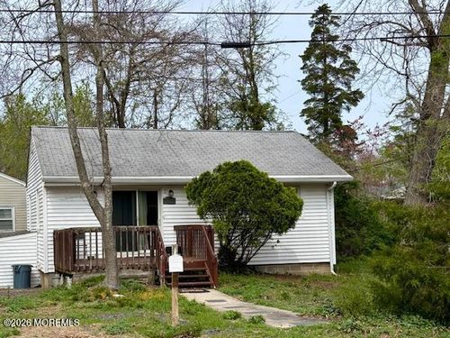 122 Forrest Ave, Lanoka Harbor, NJ, 08734-1824 | Card Image