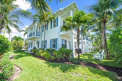 110 Ocean Breeze Drive, Townhouse with 3 bedrooms, 2 bathrooms and null parking in Juno Beach FL | Image 1