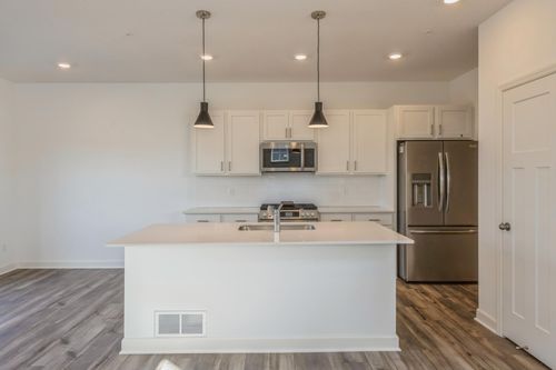 193 Huntington Dr, Waconia, MN, 55387-5520 | Card Image