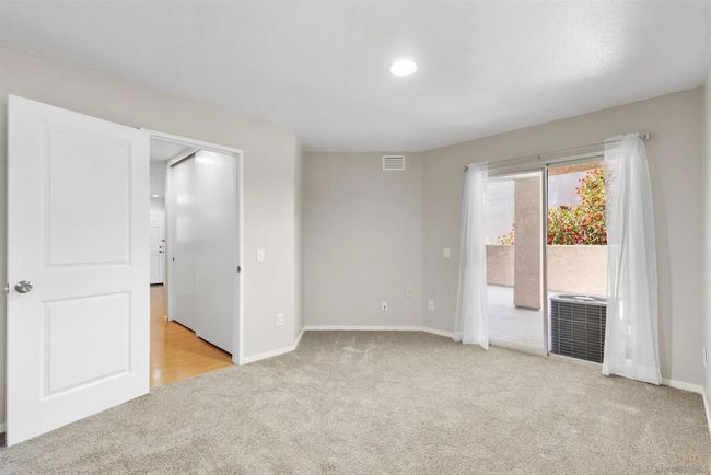 UNIT-127 - 7127 Camino Degrazia, Condo with 2 bedrooms, 2 bathrooms and 3 parking in San Diego CA | Image 11