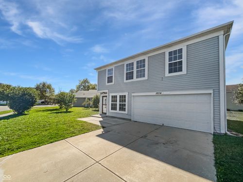 1654 Carriage Cir, Shelbyville, IN, 46176-2493 | Card Image