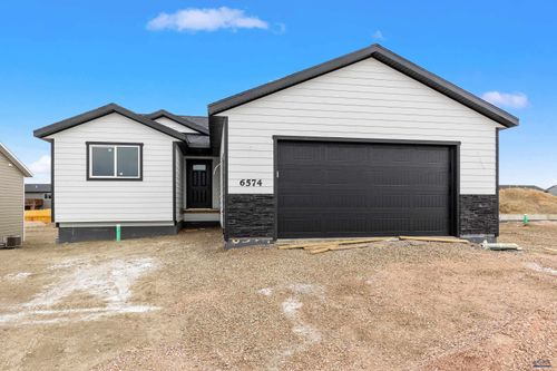 600 Bull Run Dr, Box Elder, SD, 57719-1800 | Card Image