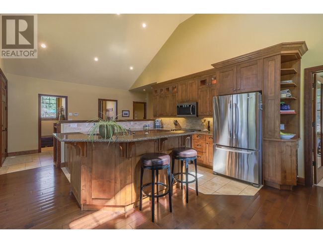 6308 Ash Rd, House other with 3 bedrooms, 3 bathrooms and 5 parking in Wasa BC | Image 8