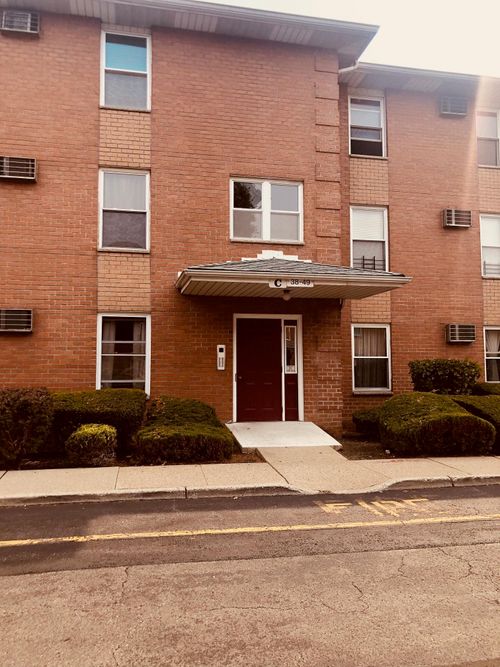 38-38 Riverview Ct, Secaucus, NJ, 07094-4056 | Card Image