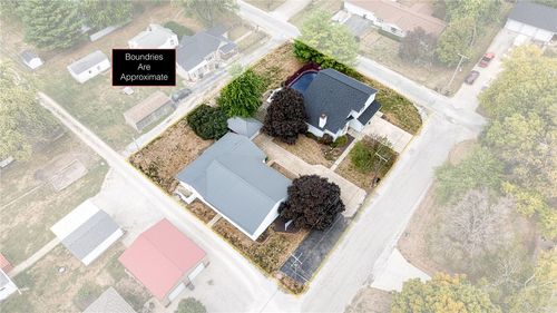 303 N Dazey St, Findlay, IL, 62534-3019 | Card Image