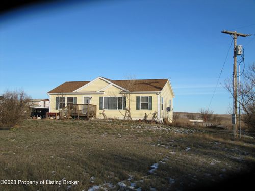 36 Log Cabin Road, Wibaux, MT, 59353 | Card Image